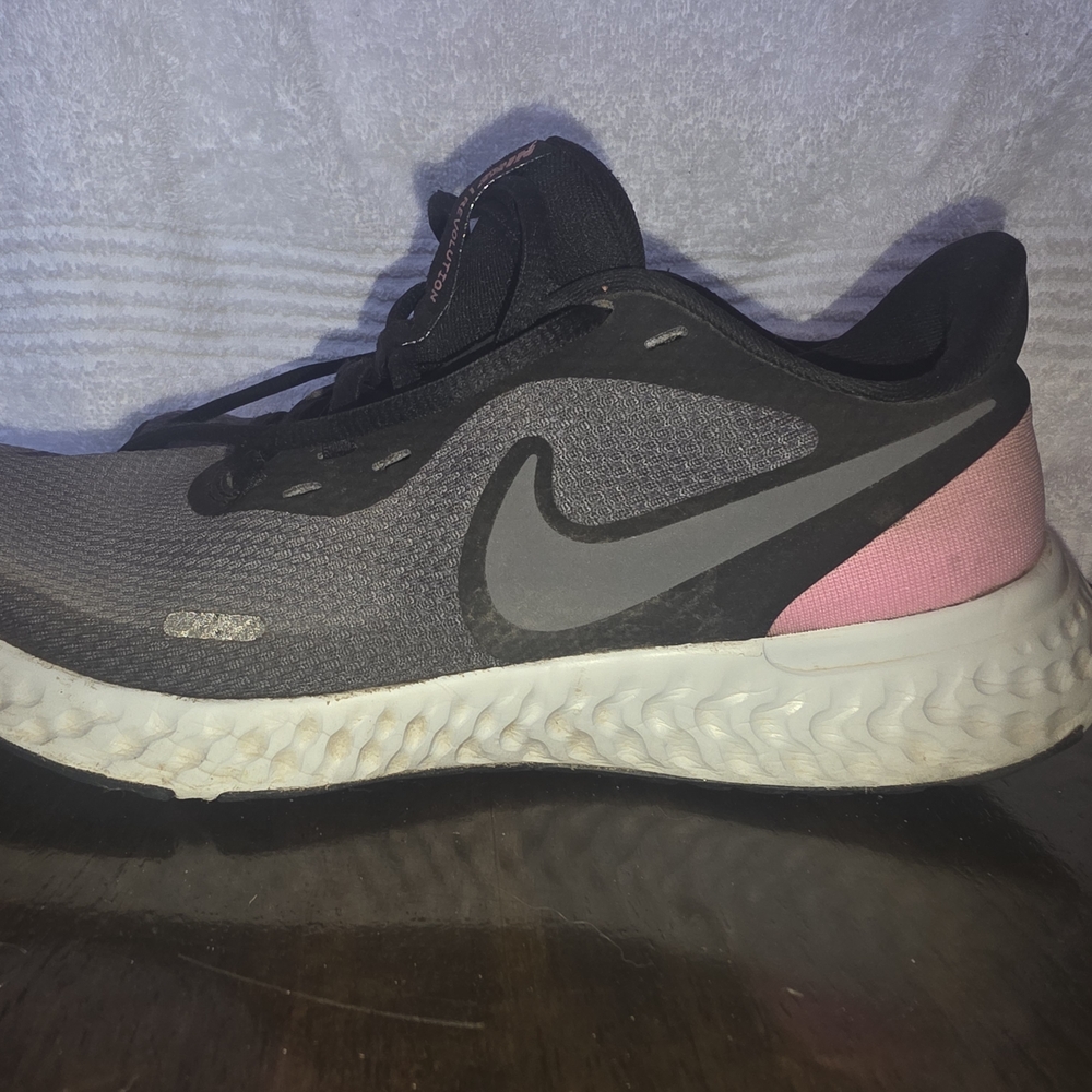 Nike Women's Running Shoes - Black and Pink